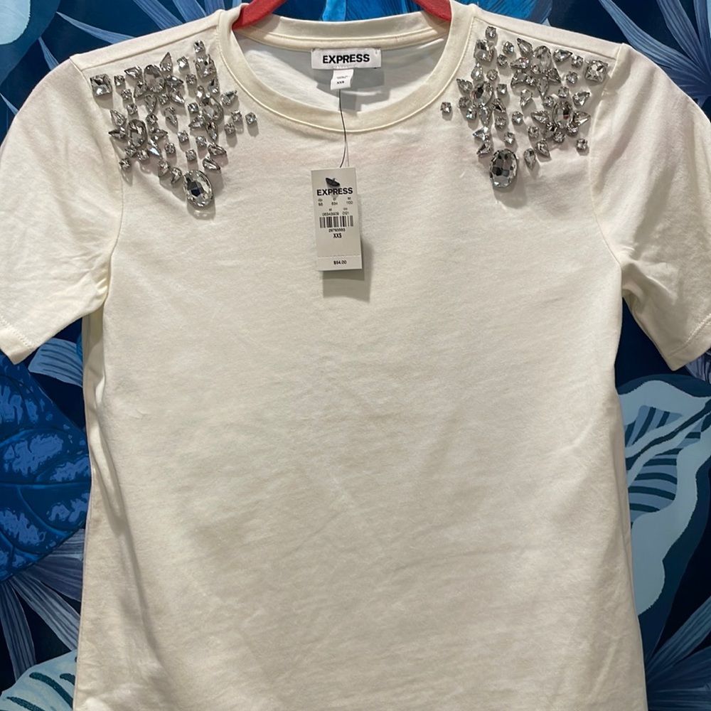 Express NEW WITH Tags 🤍 XXS 🤍 JEWEL Embellished crew neck tee shirt